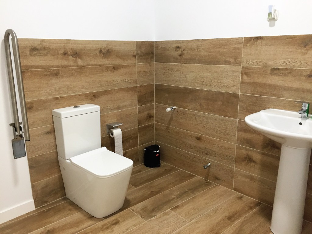 Campus & Co Baño Accesible